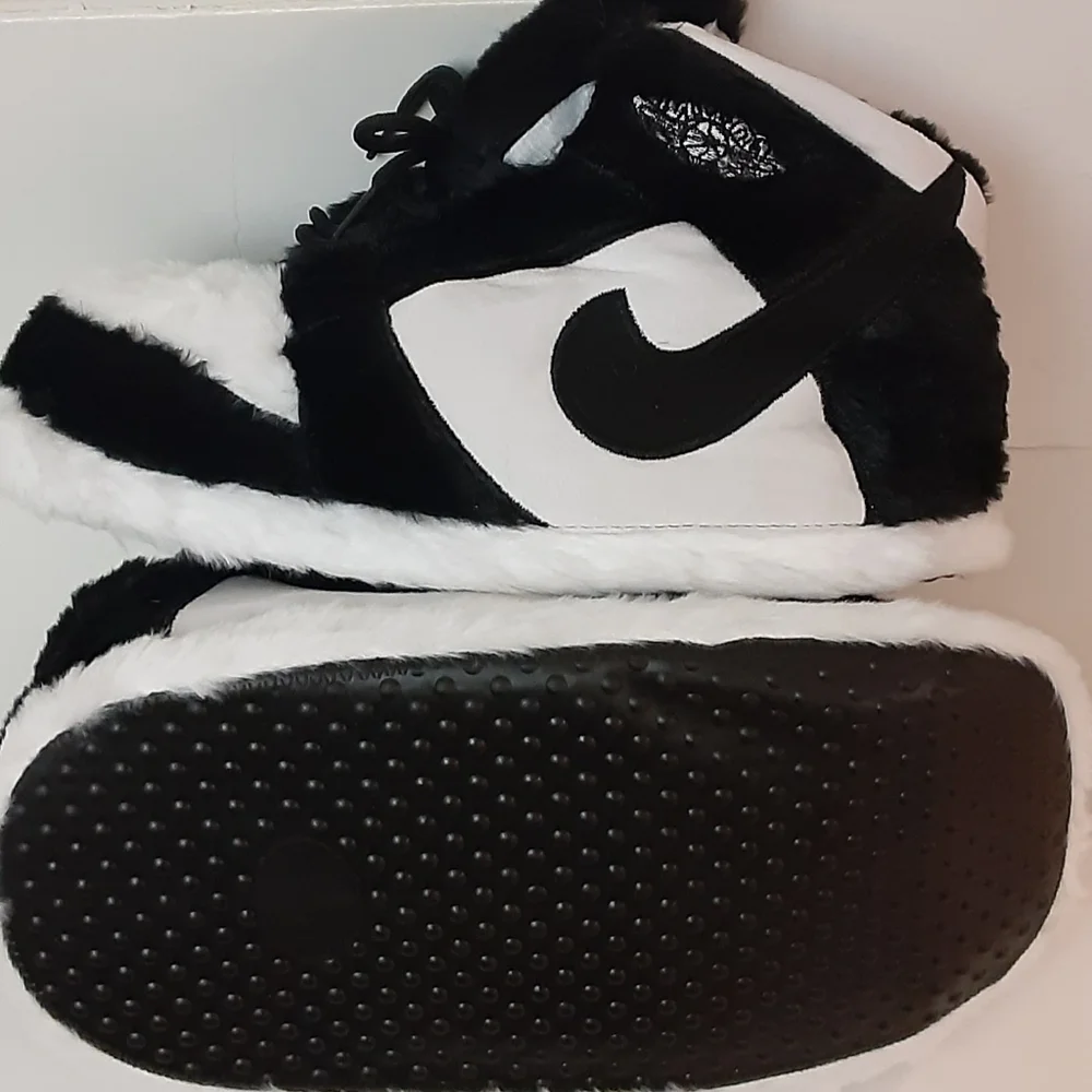 AJ 1 Plush Black and White Furry Slippers Fit Size 4 To 8
